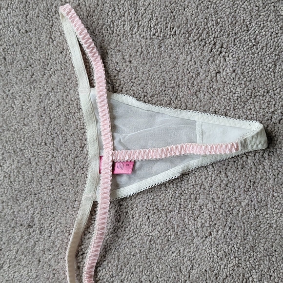 Bestey Johnson 3 piece lingerie set - Picture 10 of 10